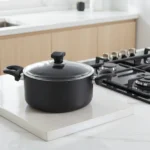 قابلمه نچسب 24*11.5 سانتی متر 4.8 لیتر مشکی منچستر ریوالد 6503124-0411 | ریوالد ایران