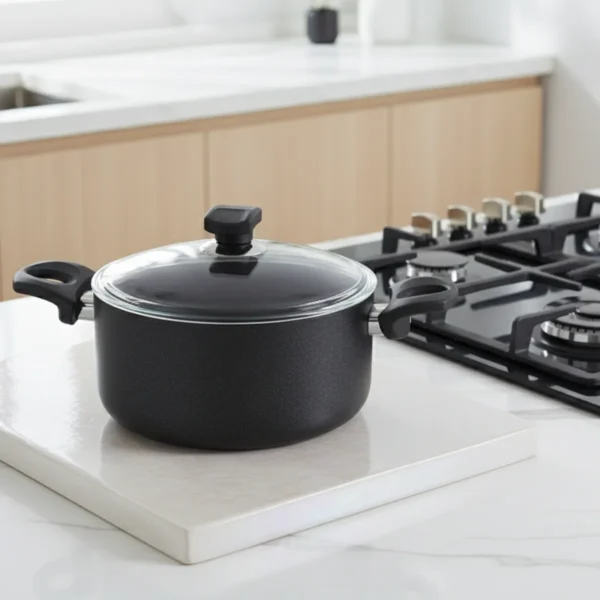 قابلمه نچسب 24*11.5 سانتی متر 4.8 لیتر مشکی منچستر ریوالد 6503124-0411 | ریوالد ایران